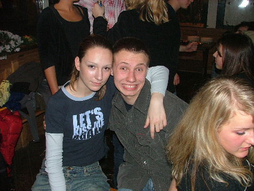 joelle und kuche, mit standard face